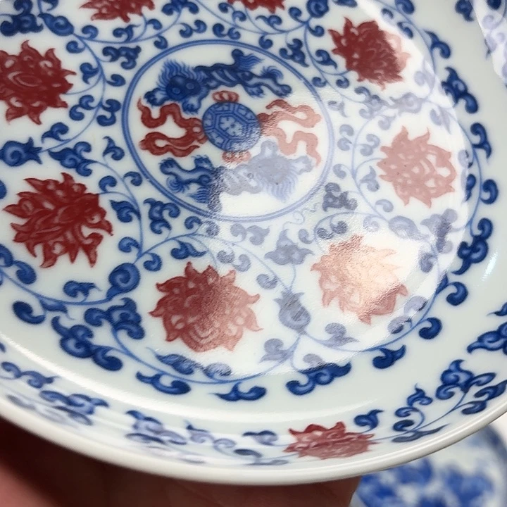 瓷片釉里红缠枝莲大胡乘景德镇