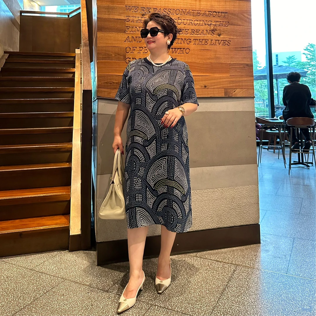 向红同学2025夏季新款爱玛同款贵气大码螺纹圆领桑蚕丝连衣裙0312