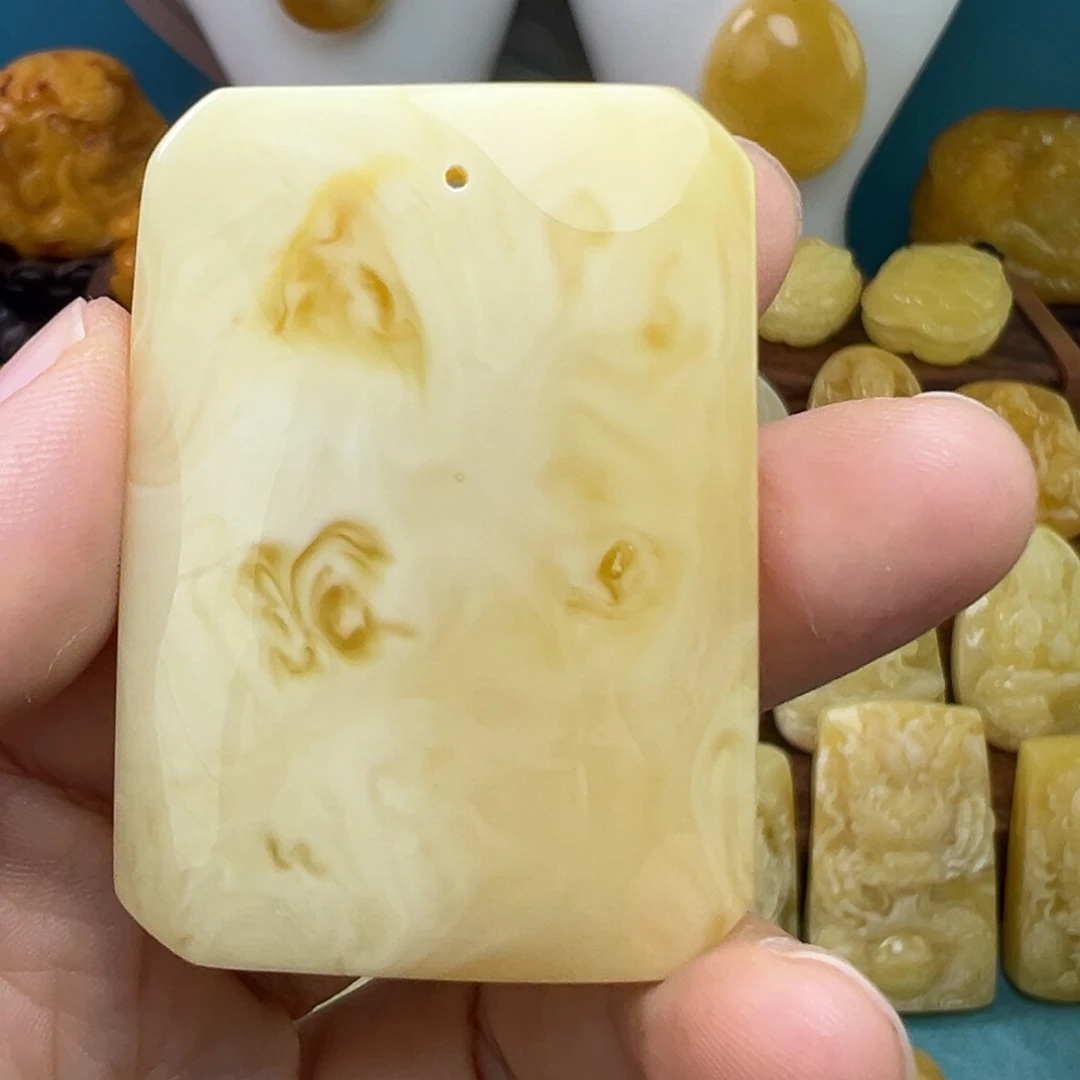 蜜蜡吊坠(不含链)未镶嵌