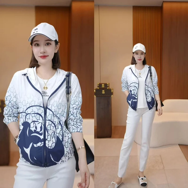 设计感印花连帽防晒外套2025夏季新款时尚高级感宽松显瘦外套潮流