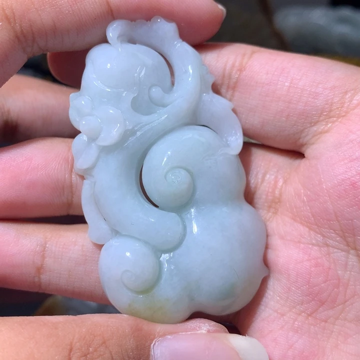 翡翠未镶嵌颈饰保真天然a货翡翠