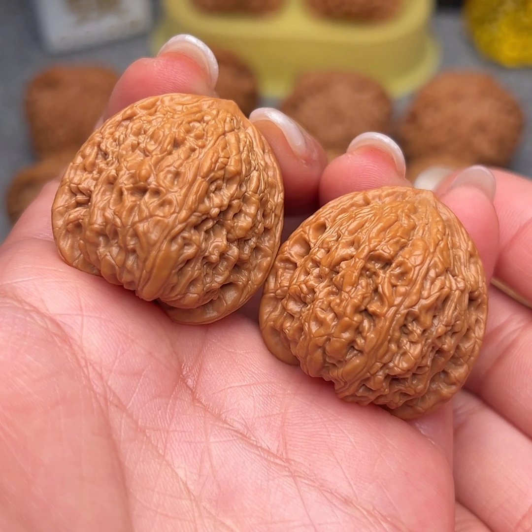 把件文玩核桃承德密纹红宝石33全品