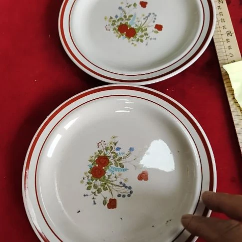 瓷片瓷器，各种摆件，沙锅，五厂，七厂！