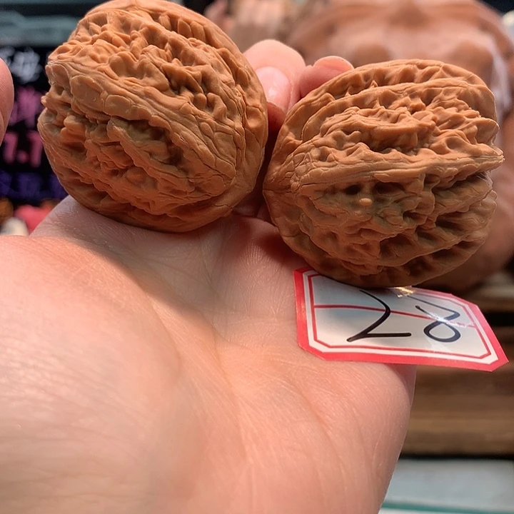 桃核吊坠44尺红锦鲤天残