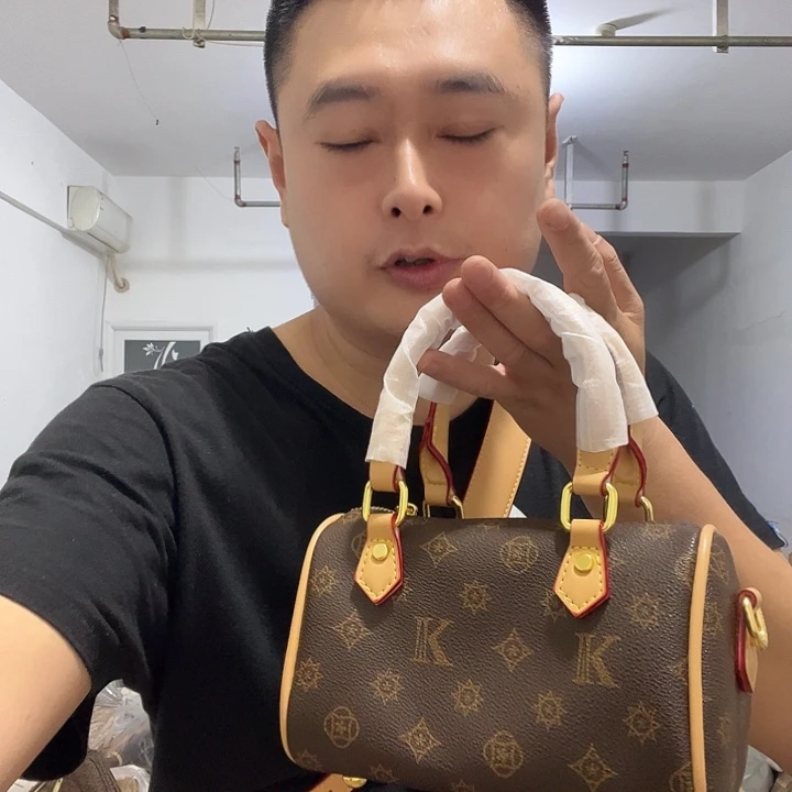 蚕丝犏牛皮（革）驴皮（革）