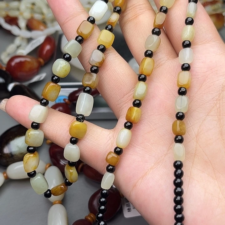 和田玉（糖玉）未镶嵌手链