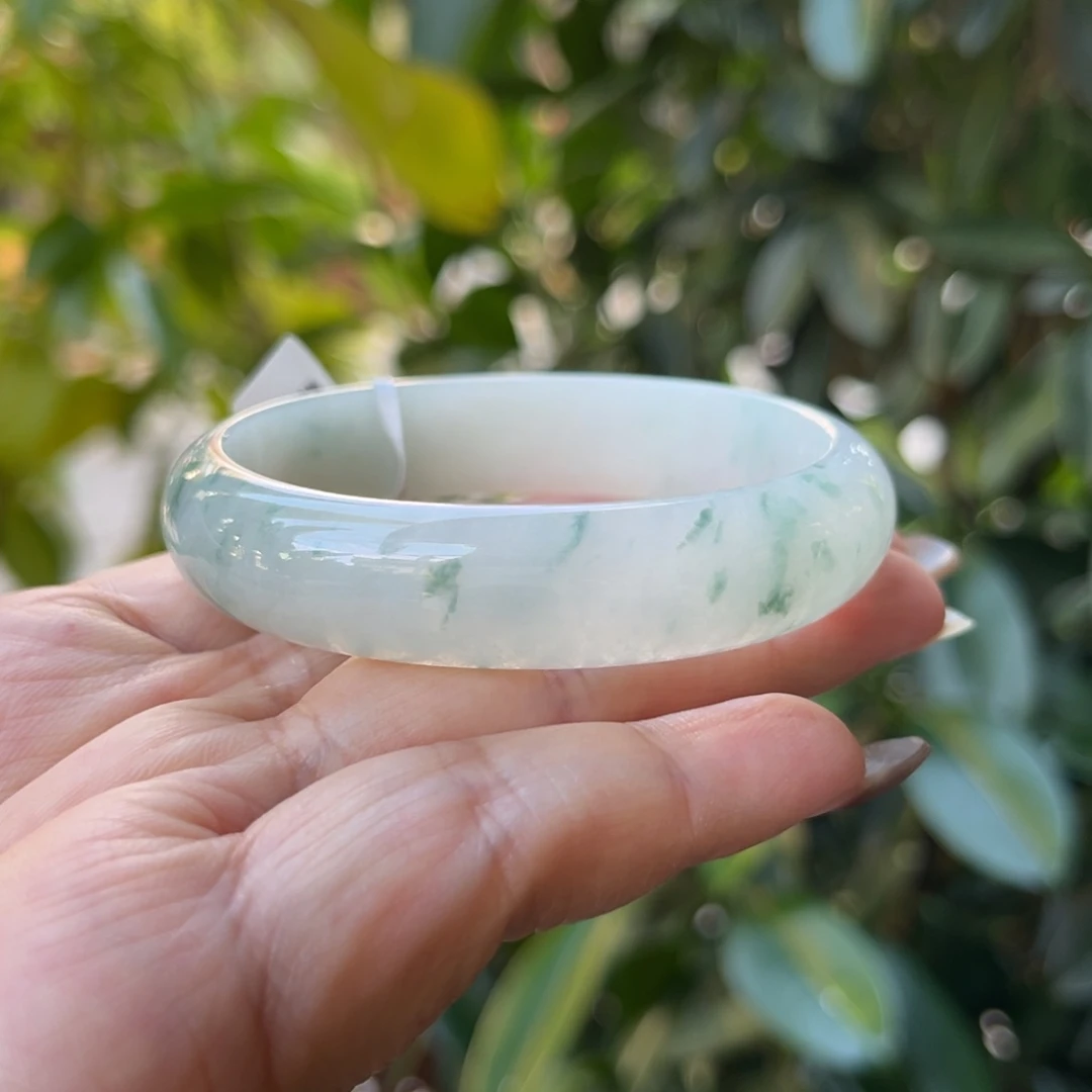 翡翠未镶嵌手镯55.5贵妃