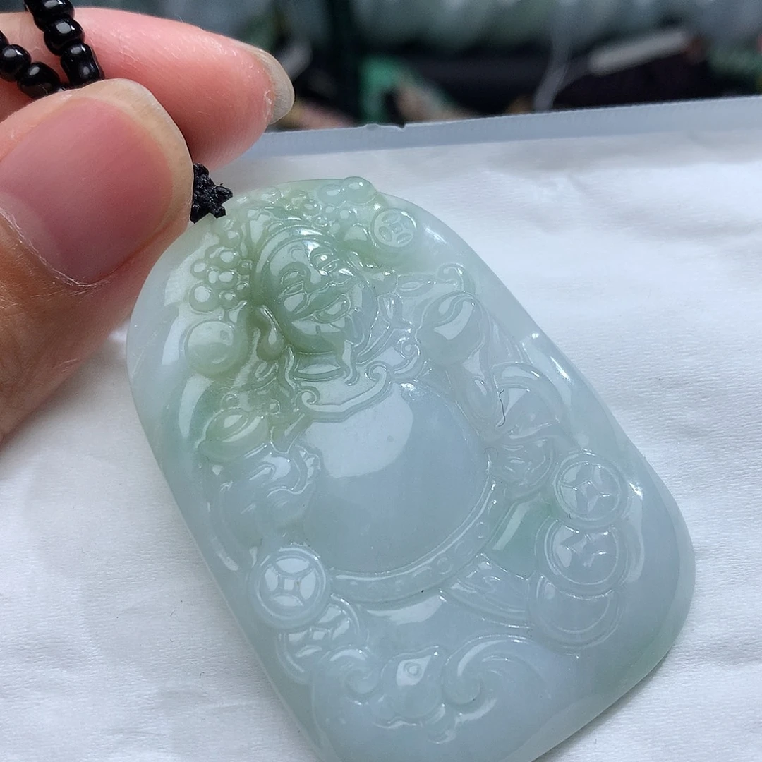 翡翠未镶嵌颈饰1565
