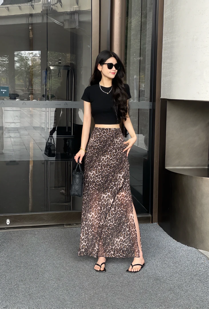 【郑米推荐】春夏新款百搭高级野性豹纹侧开叉半身长裙
