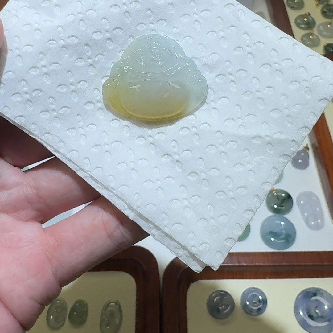 颈饰未镶嵌翡翠佛公