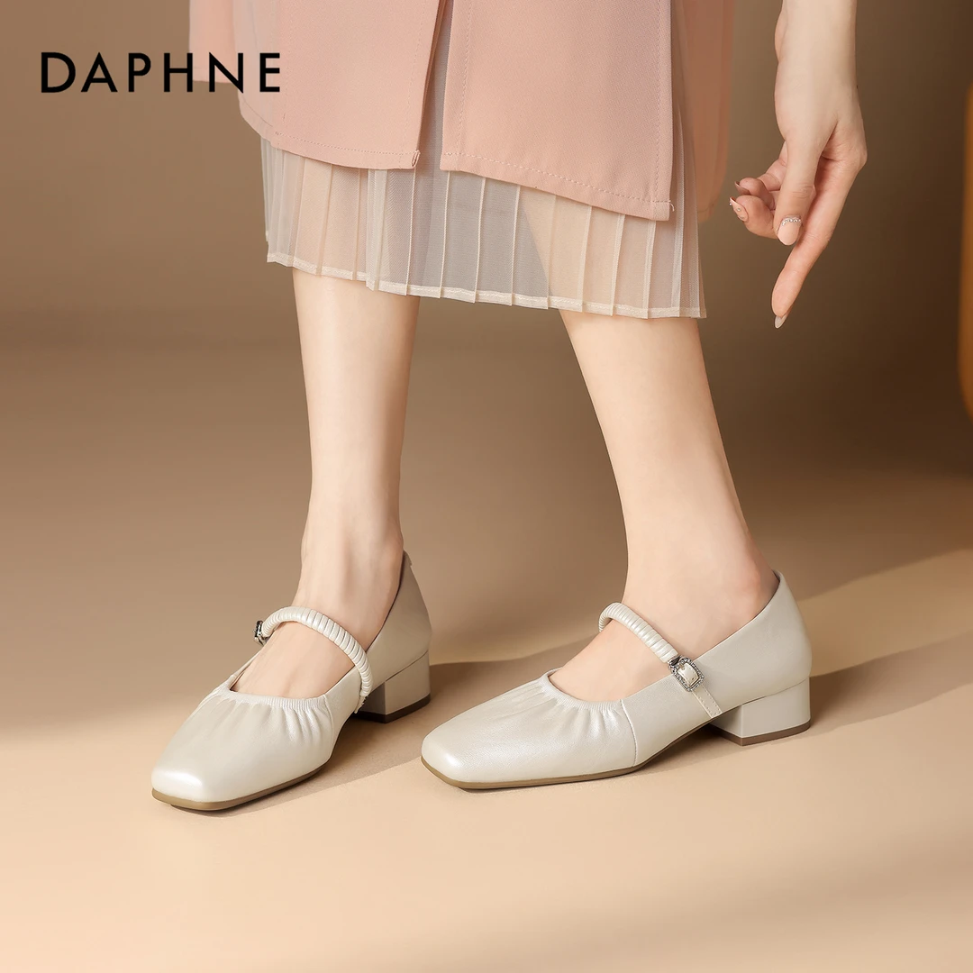 达芙妮法式玛丽珍女鞋2025新款夏季百搭粗跟仙女风配裙子浅口单鞋
