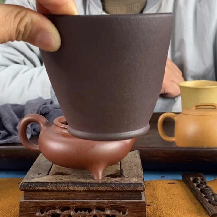 紫砂茶壶路**四天青主人杯180左右的容量