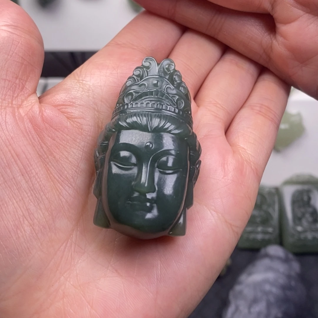 和田玉未镶嵌颈饰和田玉观音手把