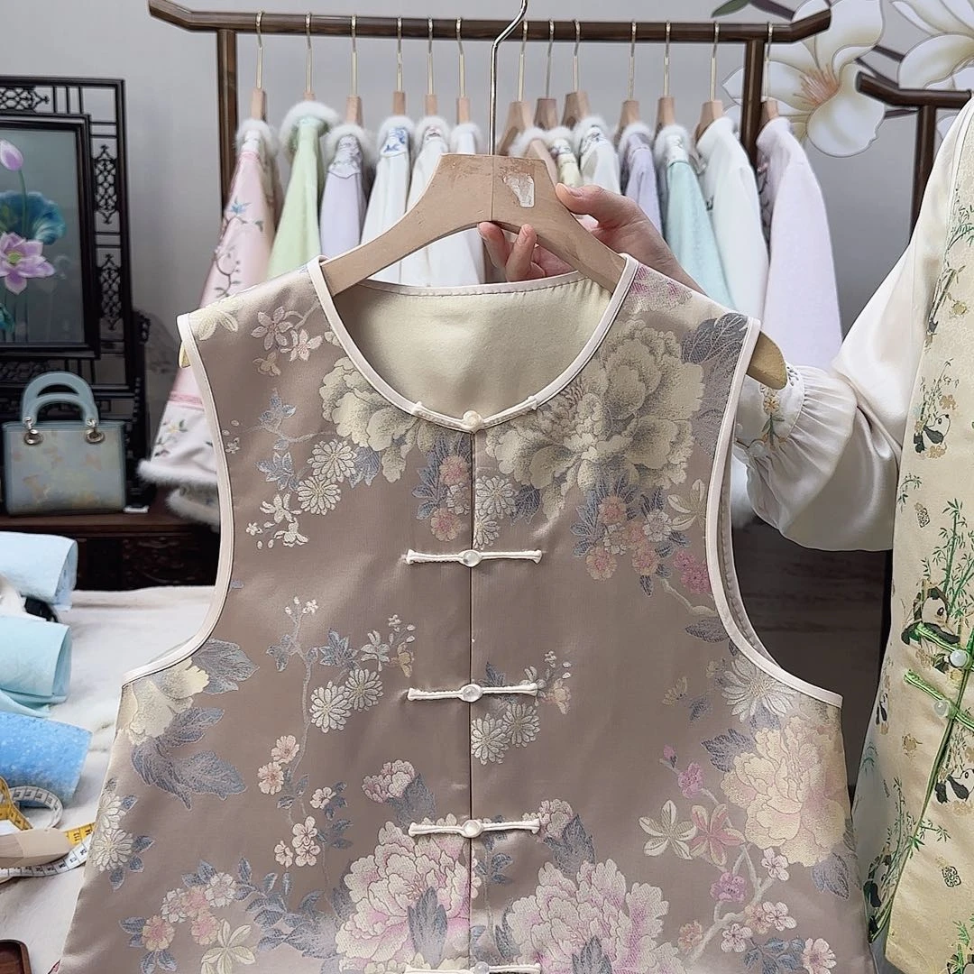 刺绣14号宋锦马甲牡丹花