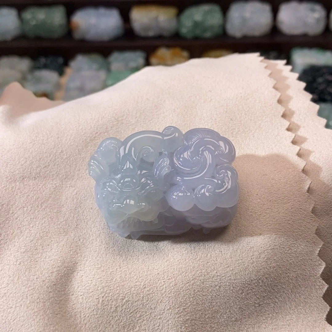 翡翠未镶嵌颈饰天然翡翠吊坠貔貅