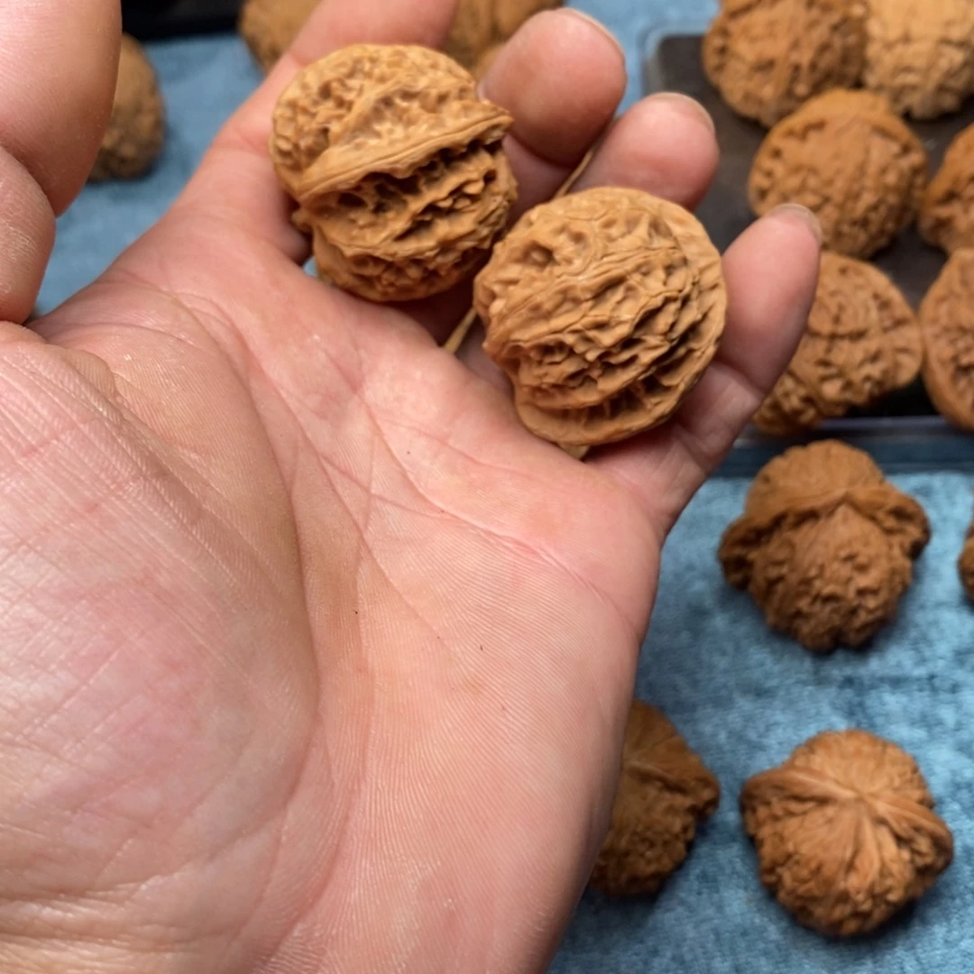 沦***陷文玩核桃吊坠1111