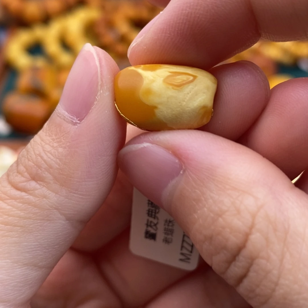 【闪购商品】琥珀未镶嵌珠宝奇石