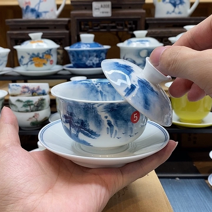 手绘玉龙下山盖碗175cc釉下彩微瑕福利款