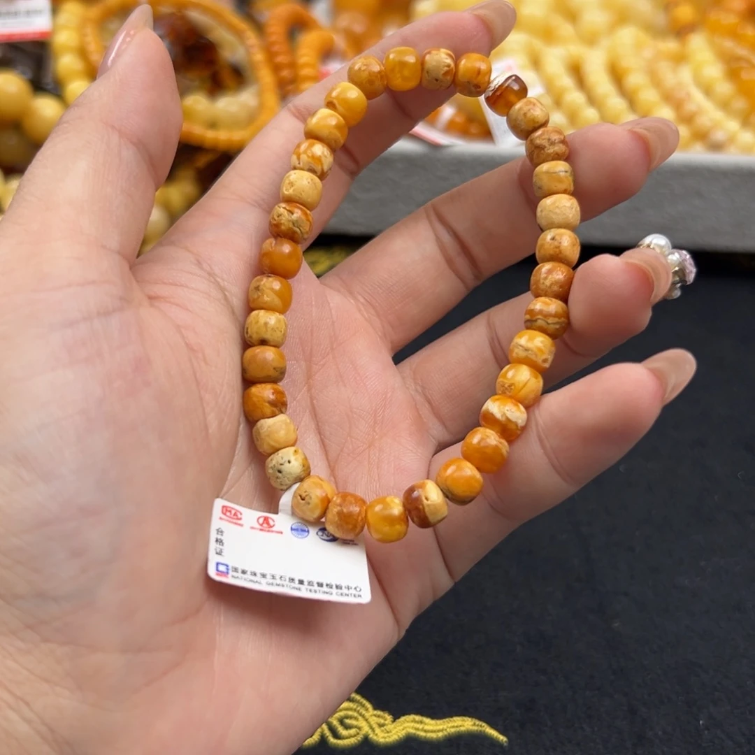 未镶嵌琥珀珠宝奇石