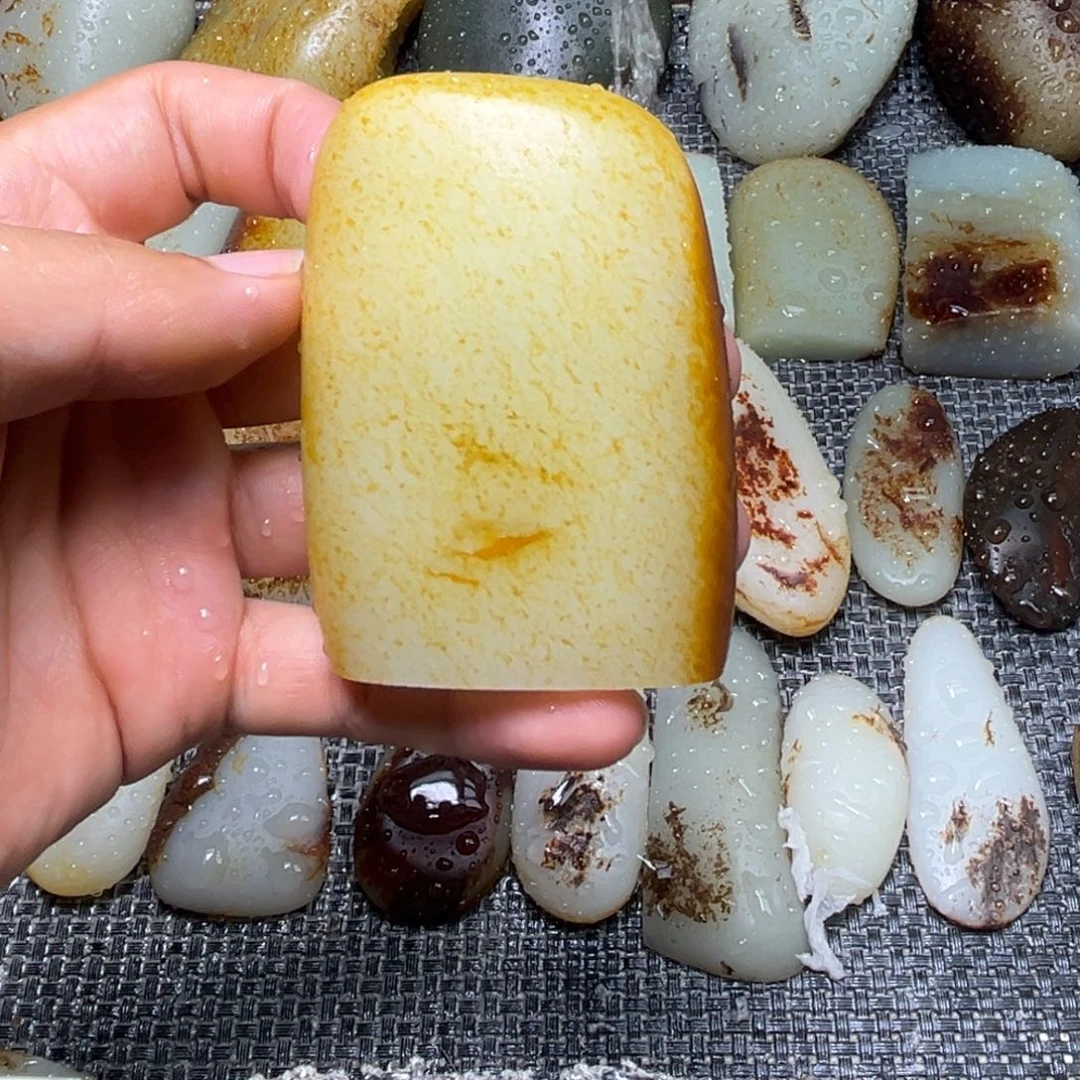 未镶嵌和田玉定制和田玉阿*