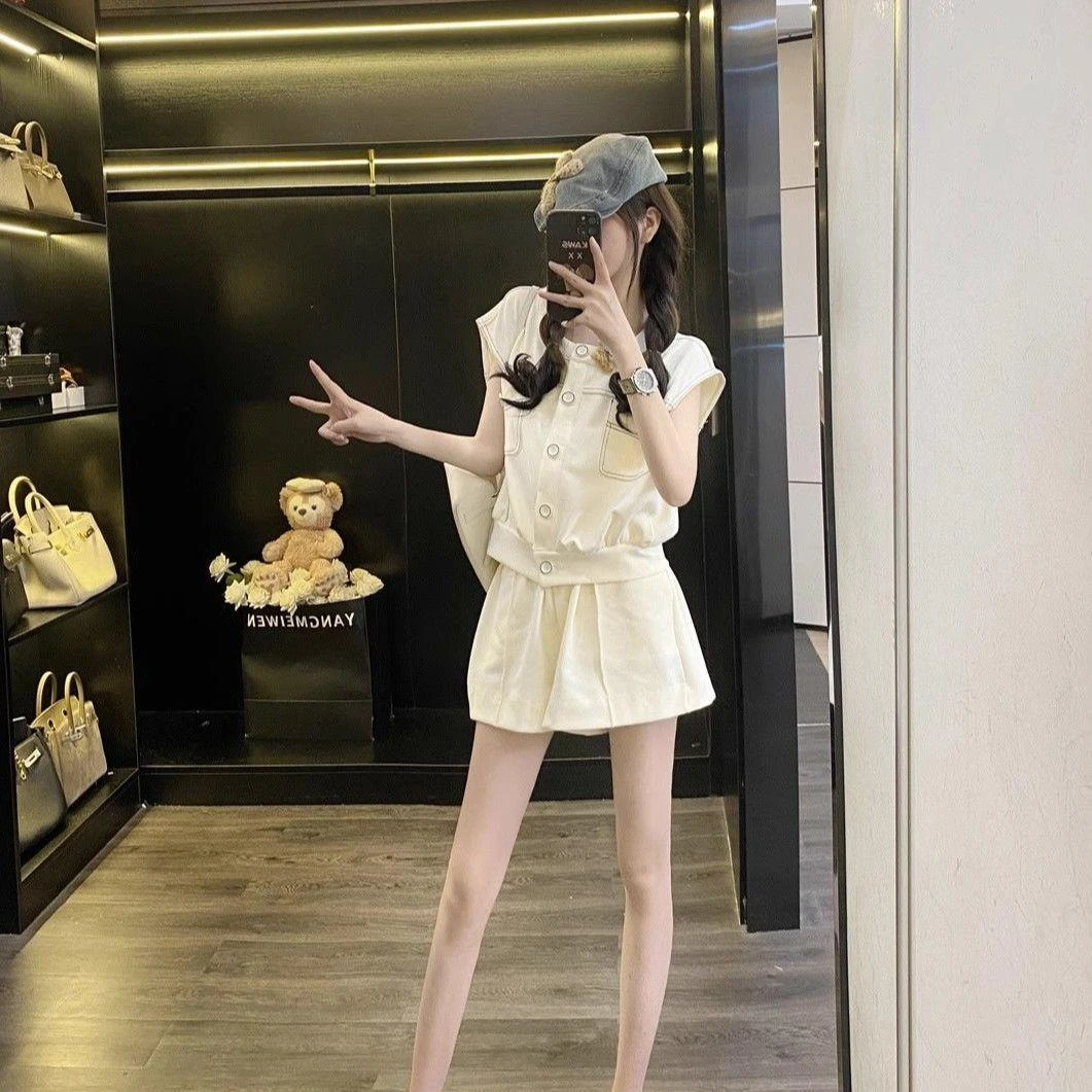 时尚小香风套装女夏季新款设计感无袖背心上衣高腰阔腿短裤两件套