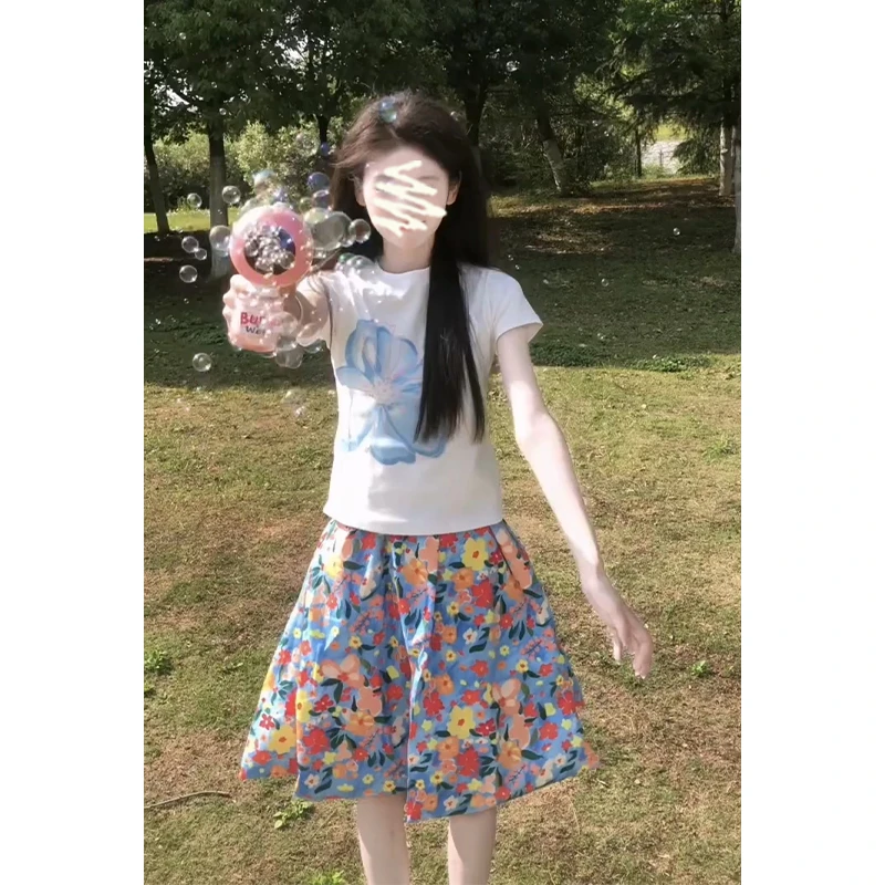 2025夏季新款女法式气质圆领修身t恤上衣百搭高腰显瘦碎花半身裙