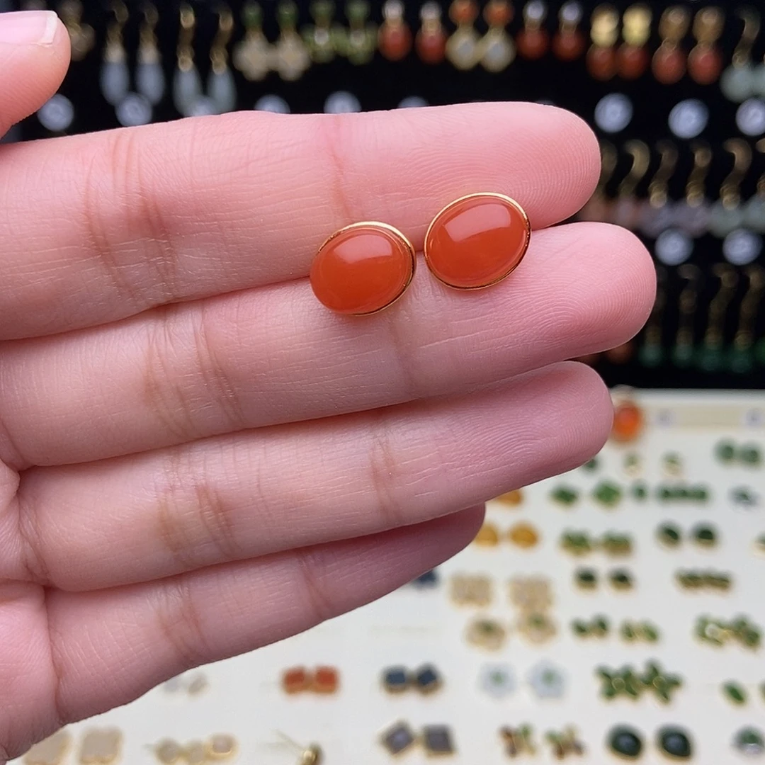 尛***孓和田玉银S925镀金镶嵌耳饰