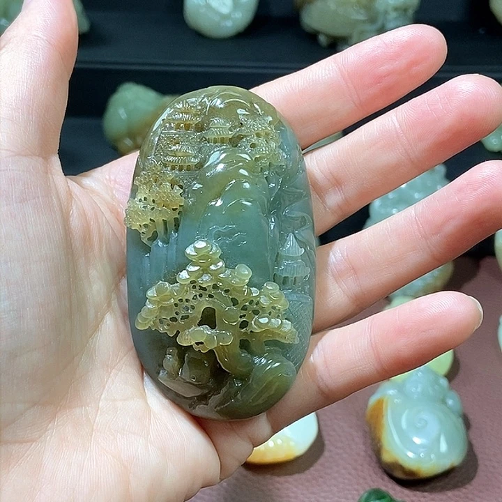 和田玉未镶嵌颈饰
