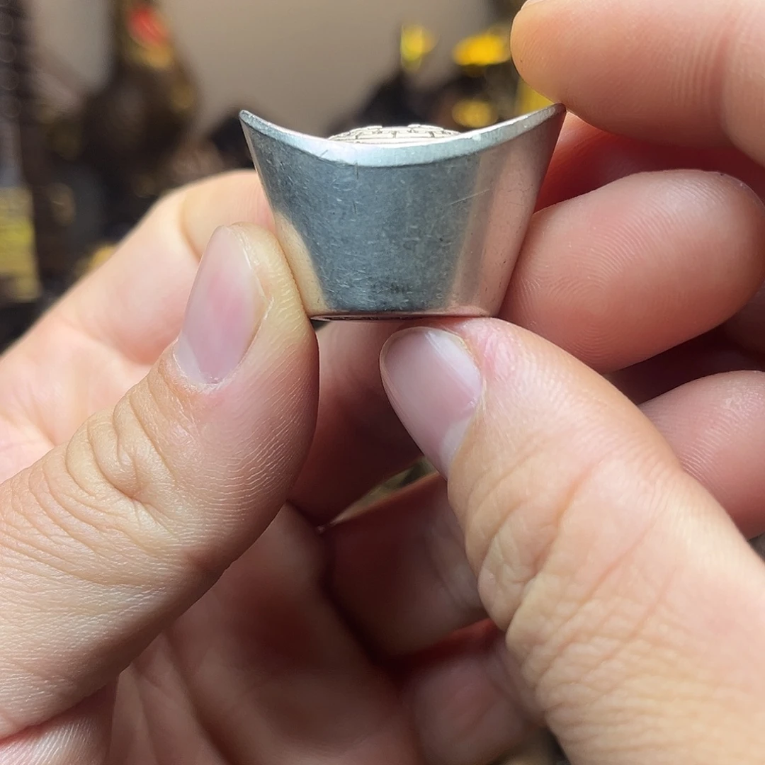 精美铜器工艺品等