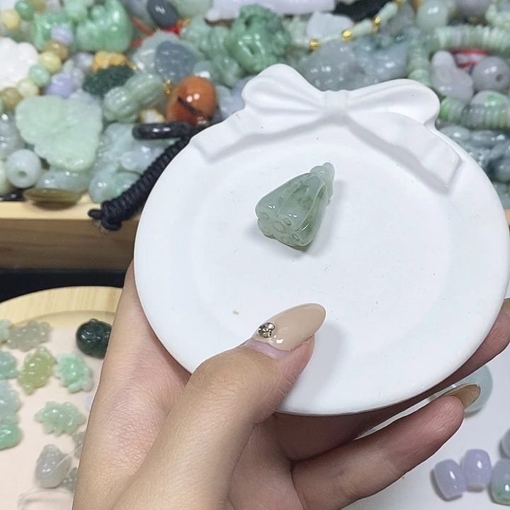 翡翠散珠天然缅甸翡翠