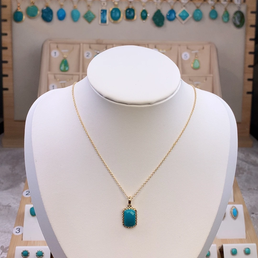 绿松石18K金镶嵌颈饰