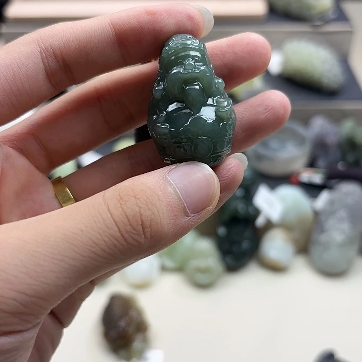 和田玉未镶嵌吊坠(不含链)