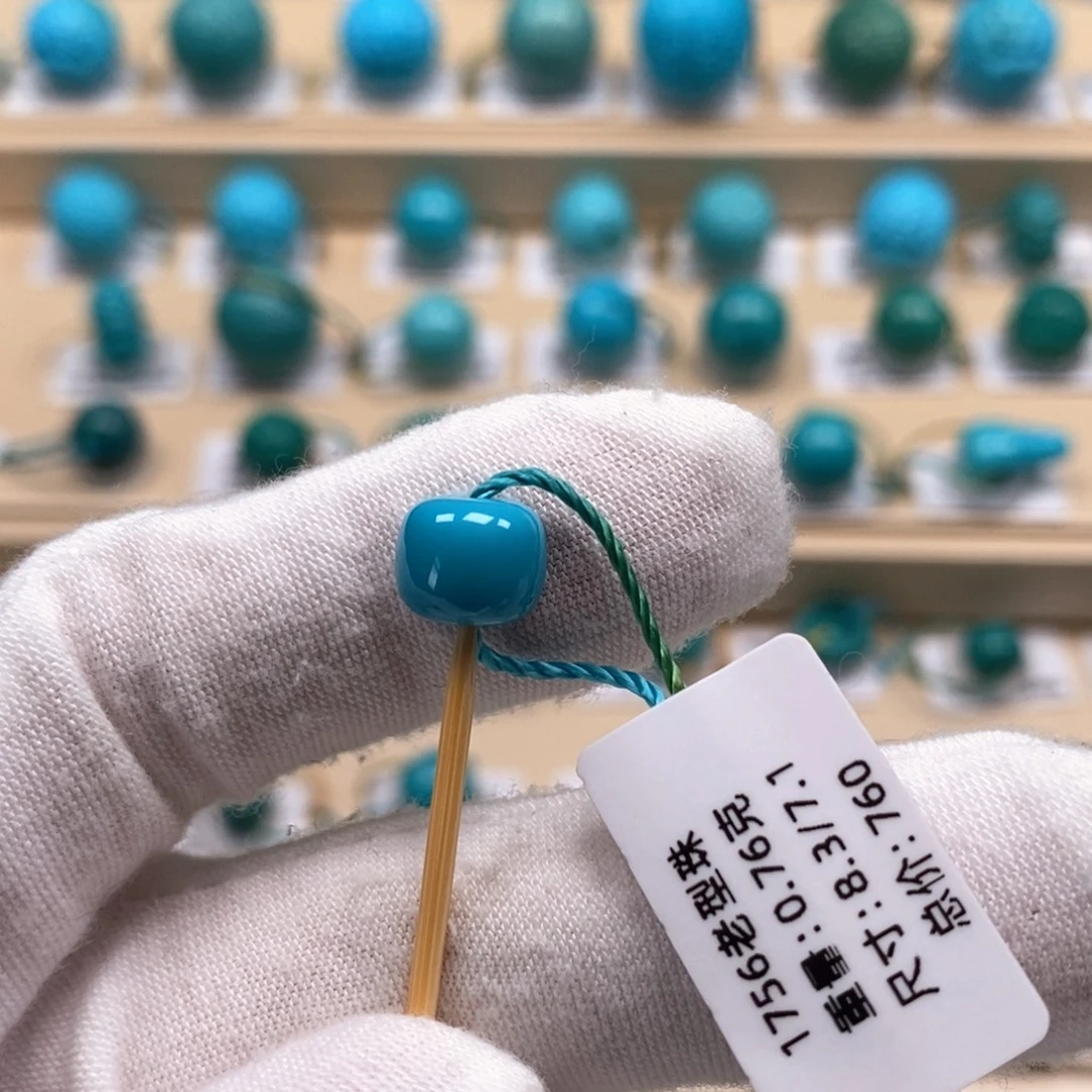 绿松石未镶嵌精品高瓷绿松石哦