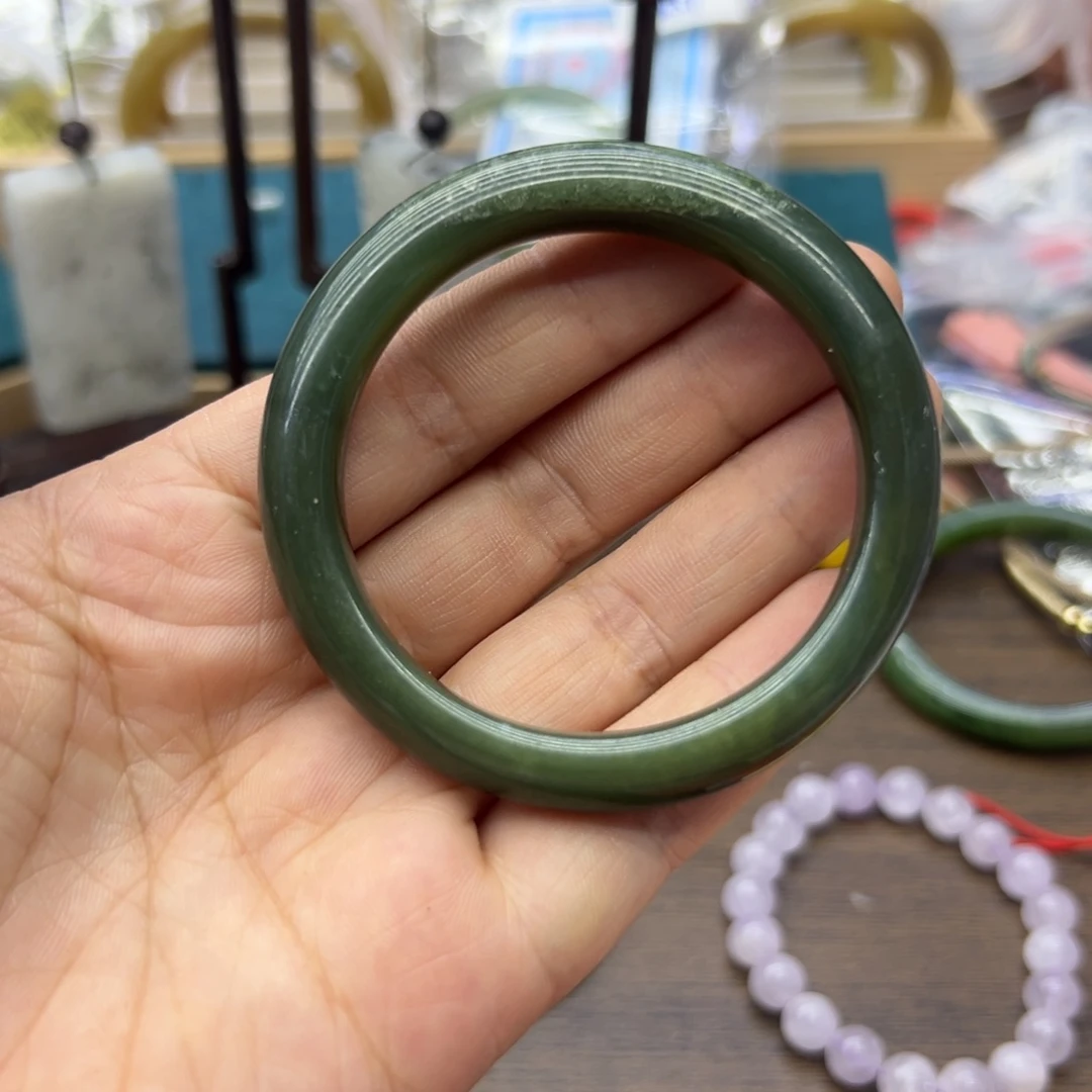 和田玉未镶嵌手镯52.8圈围753