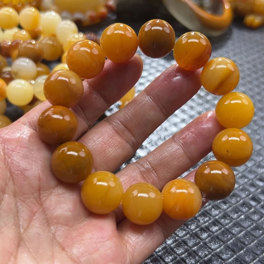 未镶嵌未镶嵌石英质玉