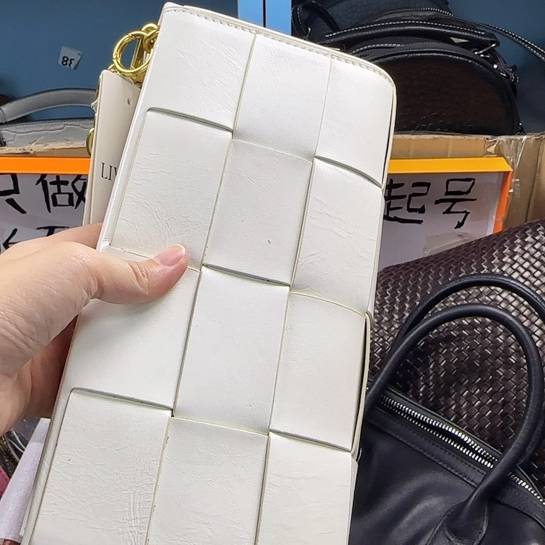 黄牛皮（革）头层牛皮山羊皮（革）