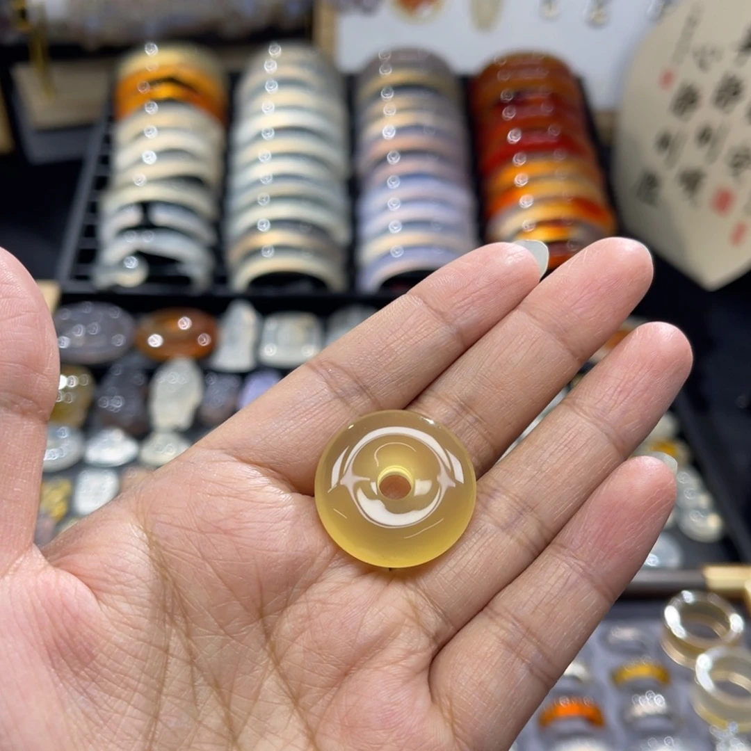 玛瑙/玉髓未镶嵌颈饰