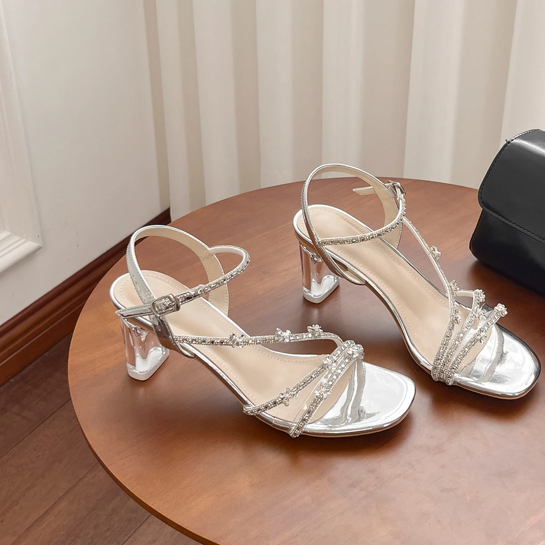 【柠珞轻奢款】鹿小兽~银色水钻一字带高跟凉鞋女配裙子法式气质透
