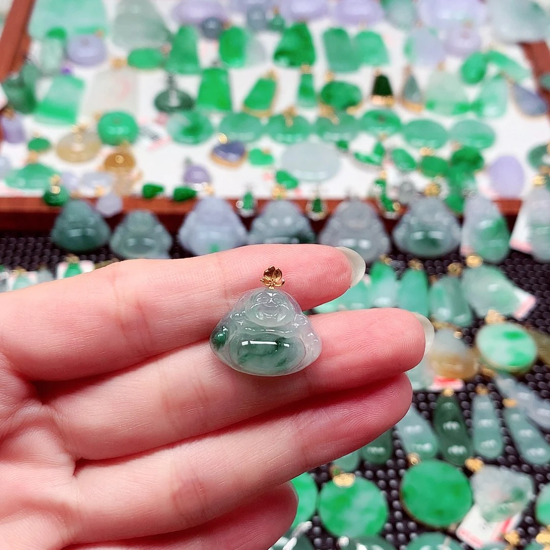 晨***吊坠(不含链)18K金镶嵌翡翠