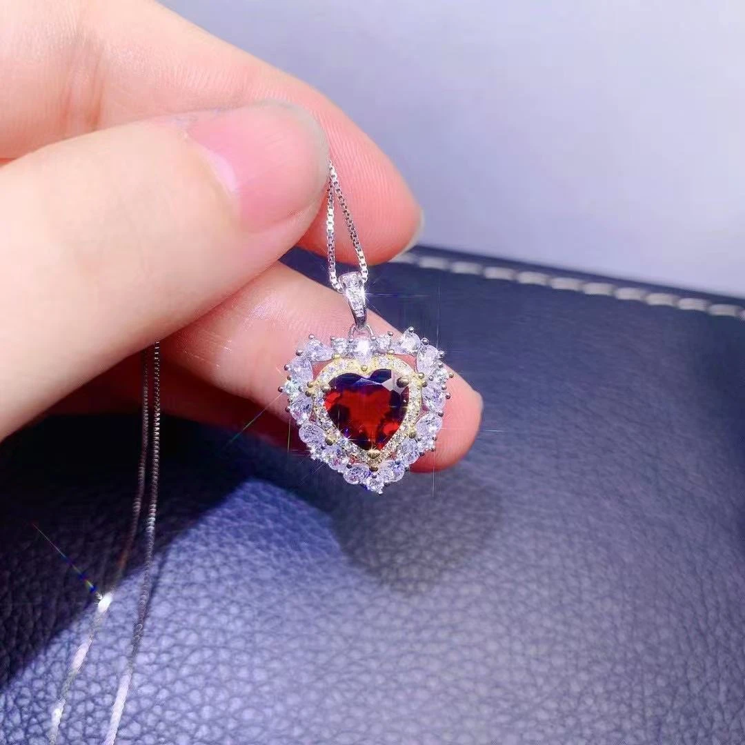 纯天石榴石红色吊坠S925银精工镶嵌时尚百搭经典气质海洋之心
