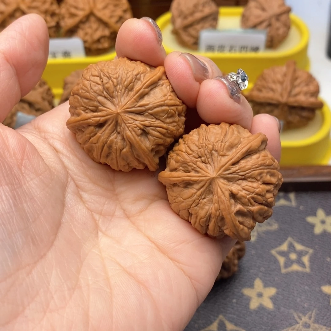 *****把件文玩核桃322号雨花石人本