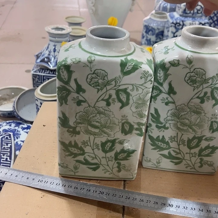 瓷片瑕。。。。。。。。。。。。。。。。