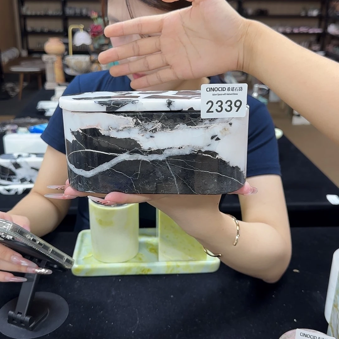 2339宝格丽黑浴缸福利