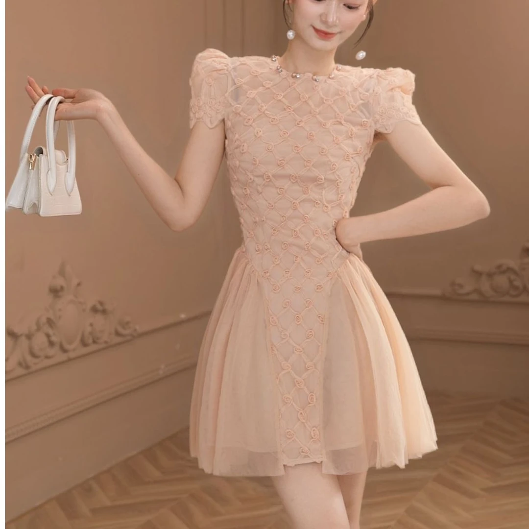 新款法式蕾丝高定复古收腰宴会设计感小个子优雅连衣裙15433