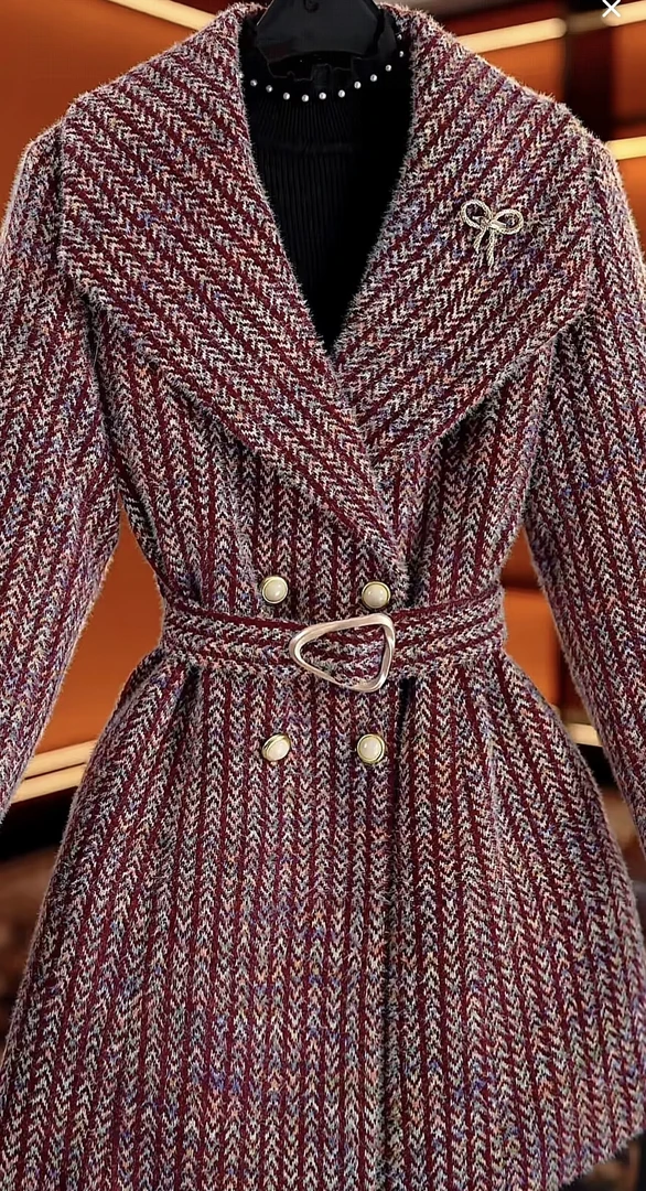 杭州高端羊毛加厚毛呢保暖羽绒服冬季新款时尚设计师秋冬