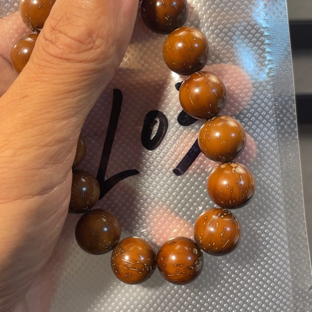 手串紫金鼠14+半实心光珠L03