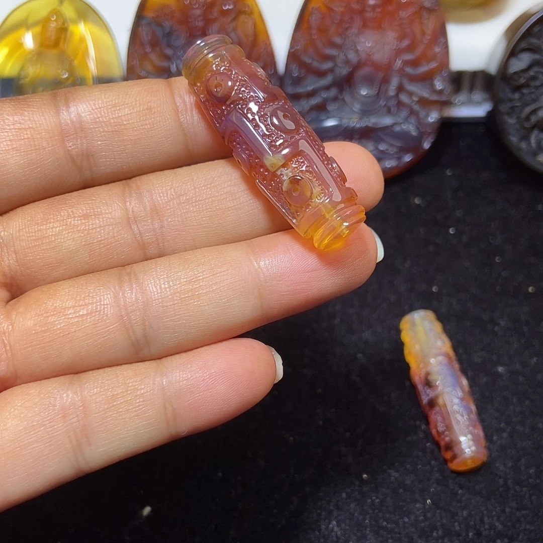 小***师琥珀未镶嵌颈饰缅甸天然琥珀吊坠