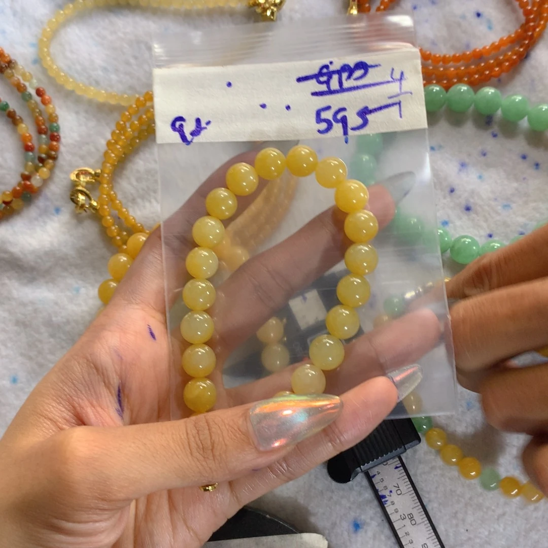 定制翡翠未镶嵌天然缅甸翡翠多样性