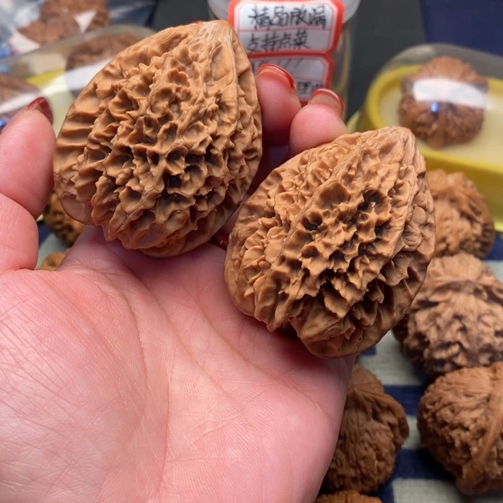文玩核桃把件招财鼠