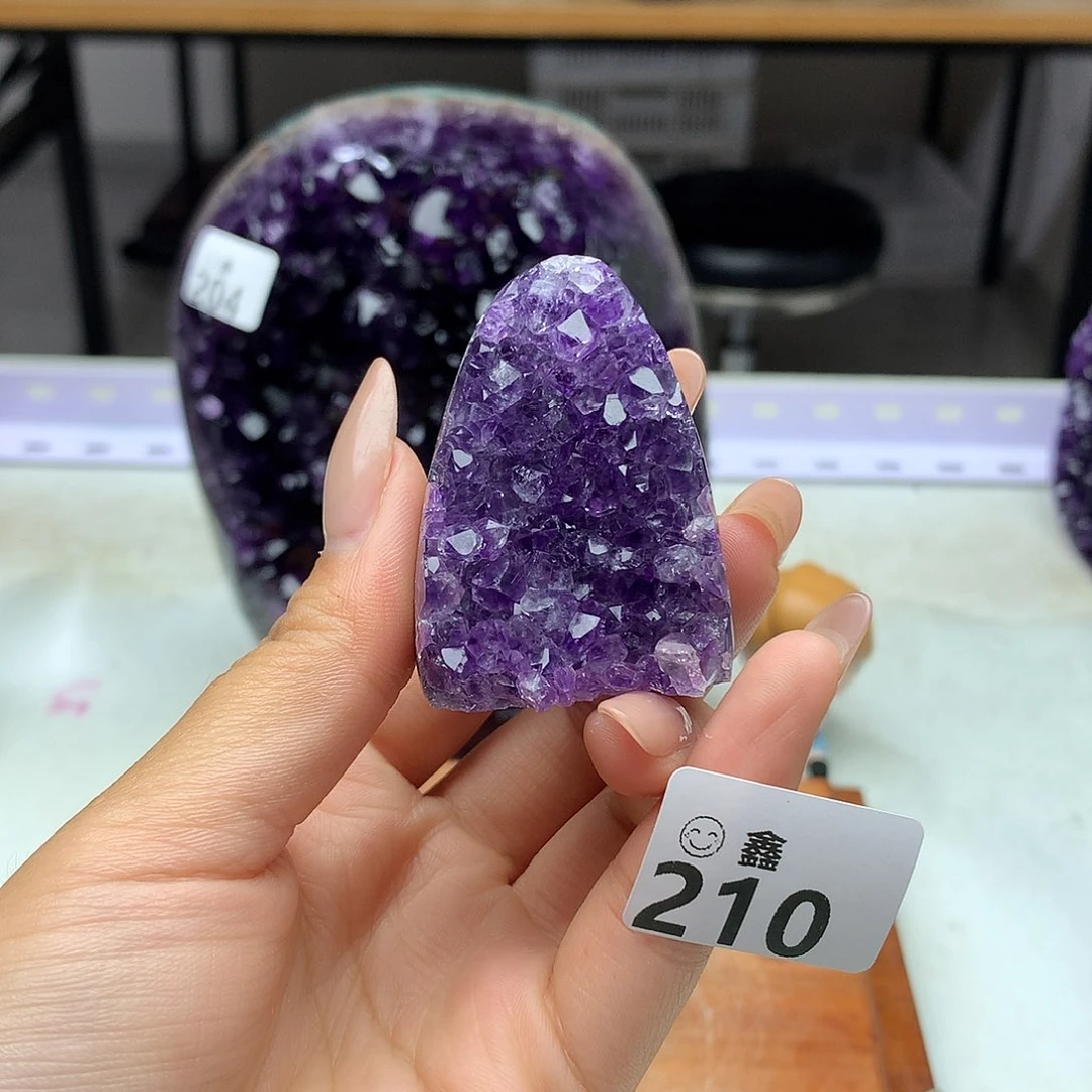 未镶嵌大型摆件（非配饰）水晶